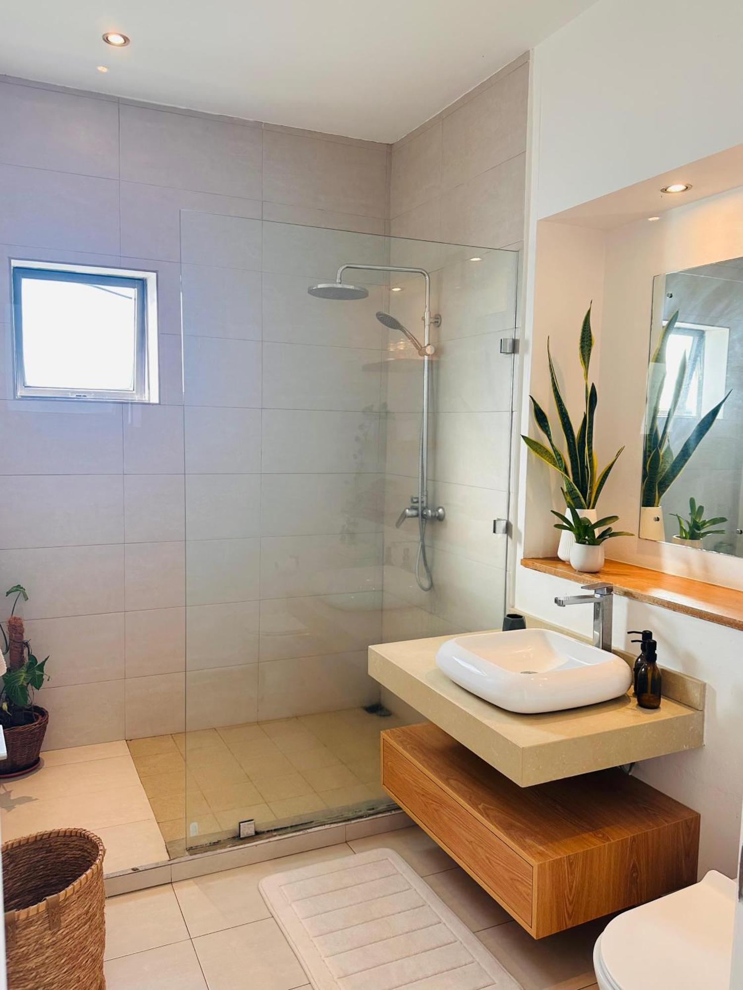 Modern Villa In Grand Bay - Short Walk To Beach Zewnętrze zdjęcie