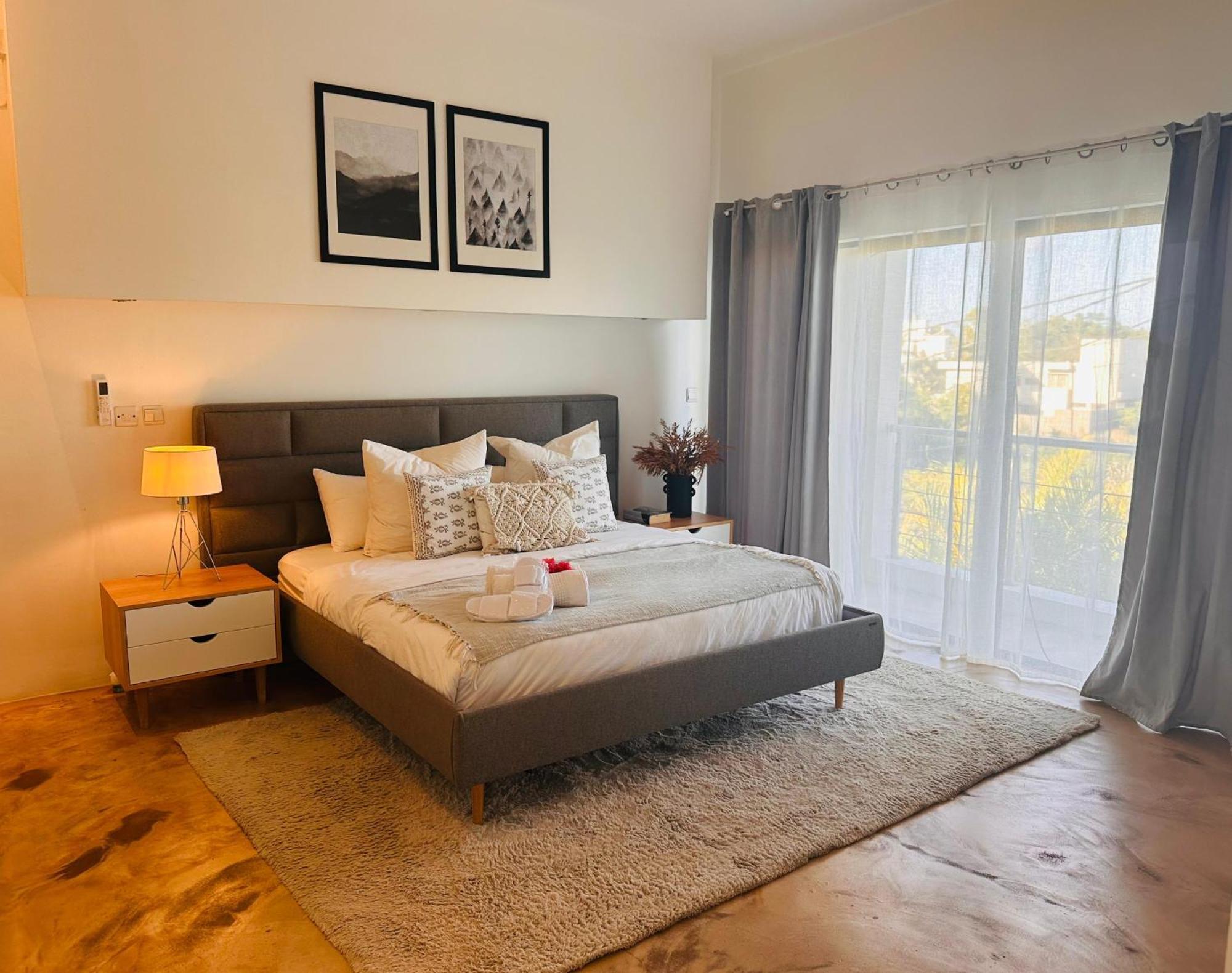 Modern Villa In Grand Bay - Short Walk To Beach Zewnętrze zdjęcie